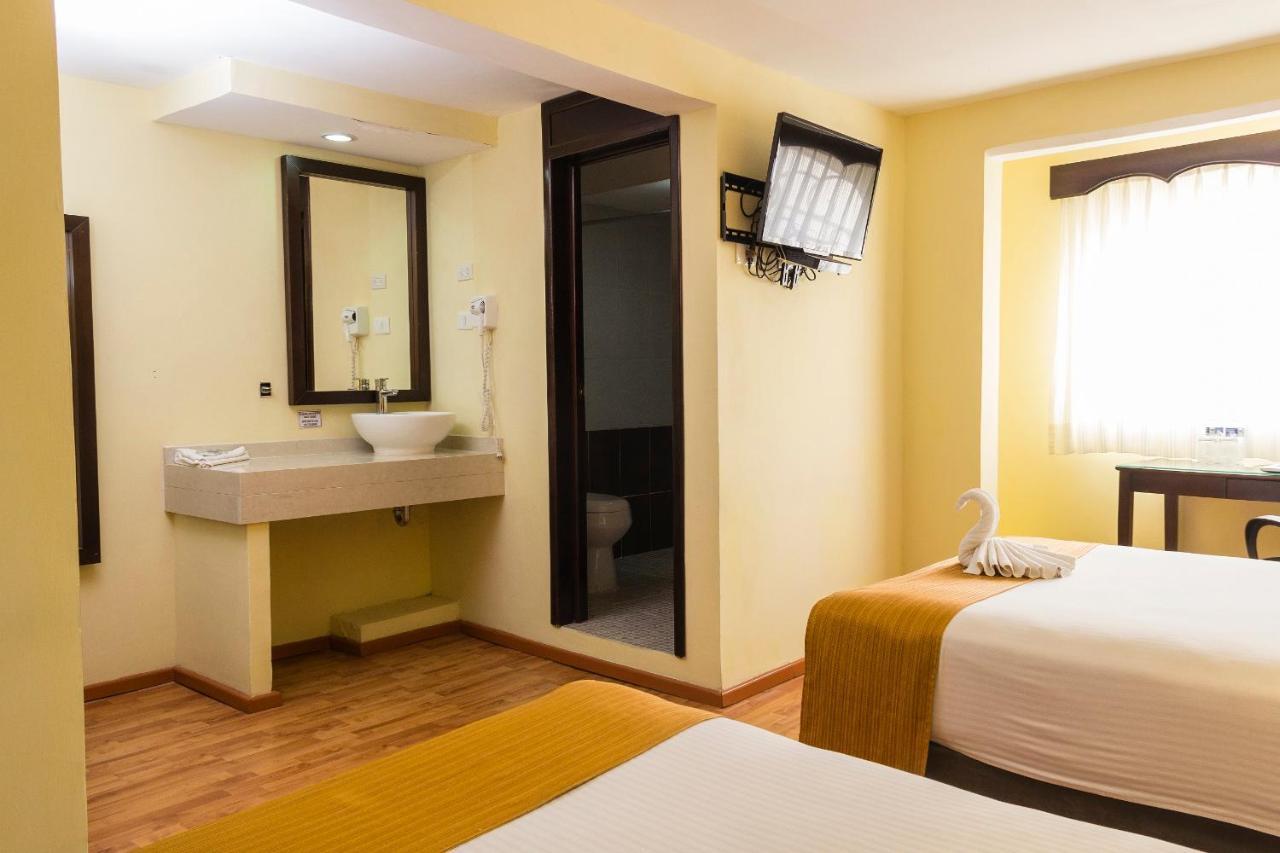 Hotel Madan Cardenas ภายนอก รูปภาพ