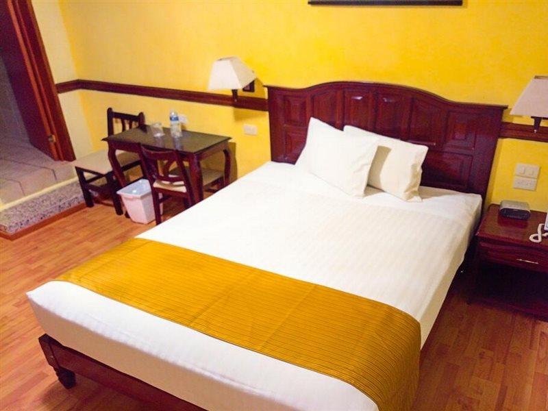 Hotel Madan Cardenas ภายนอก รูปภาพ