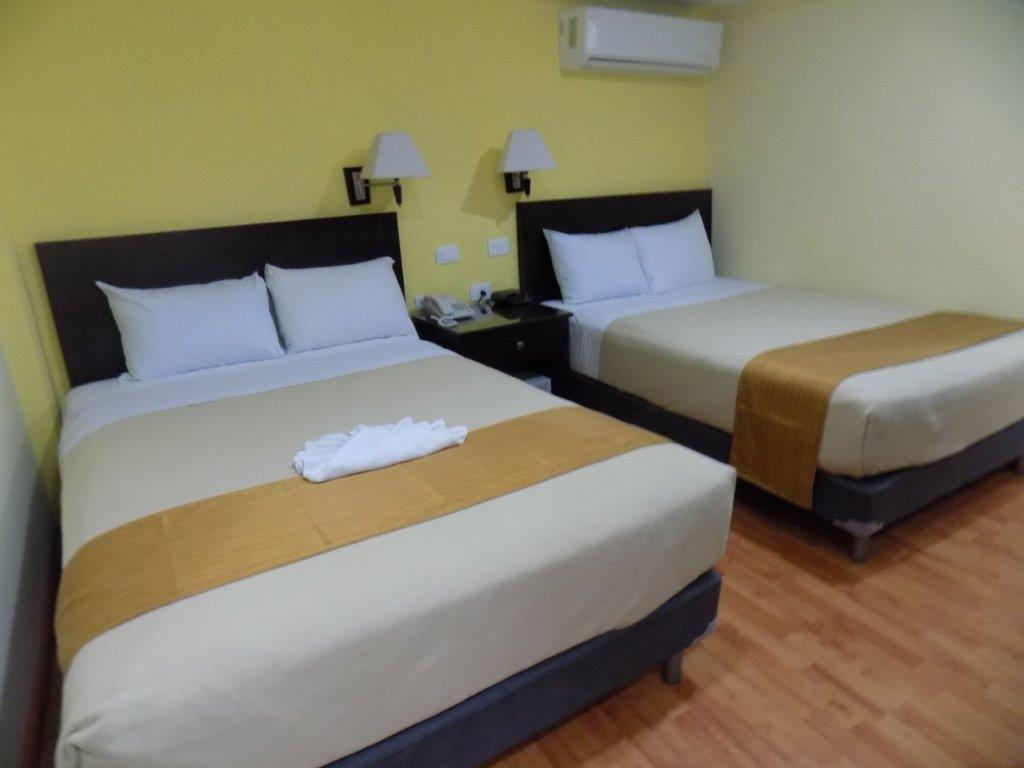 Hotel Madan Cardenas ภายนอก รูปภาพ