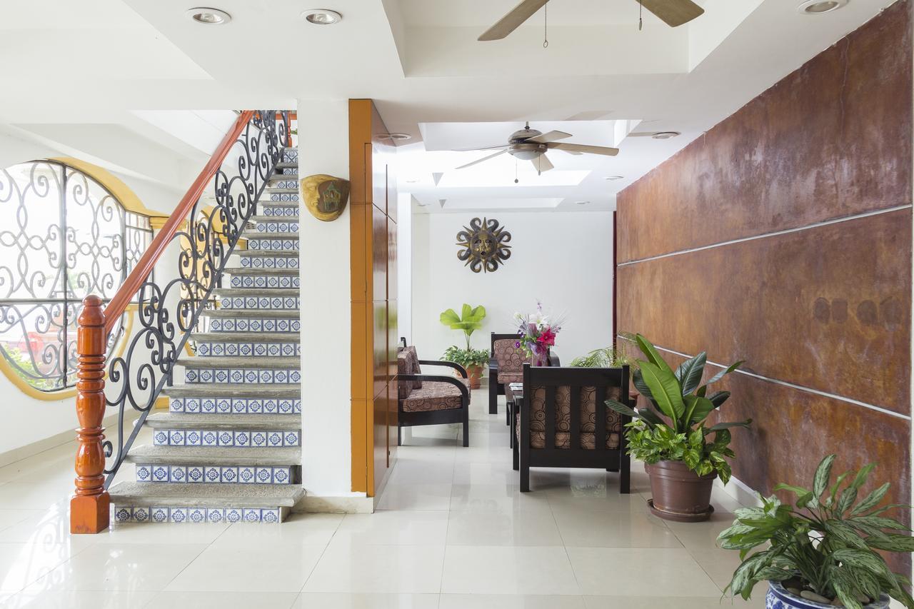 Hotel Madan Cardenas ภายนอก รูปภาพ