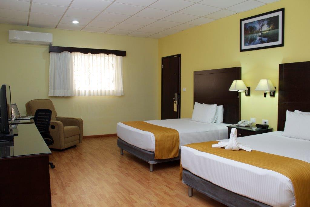 Hotel Madan Cardenas ภายนอก รูปภาพ